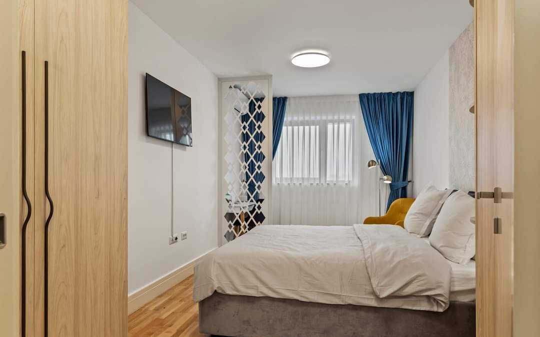 Inchiriere 2 camere - 102 The Address, etaj 7, parcare subterana