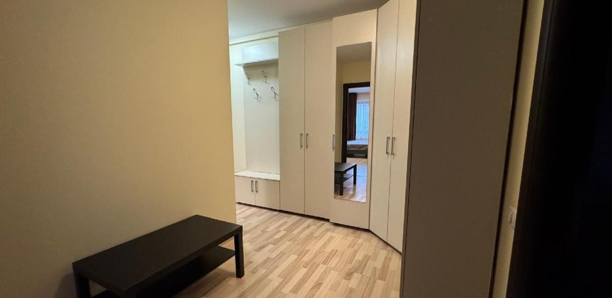 Inchiriere 2 camere decomandat, Aviatiei, parcare subterana