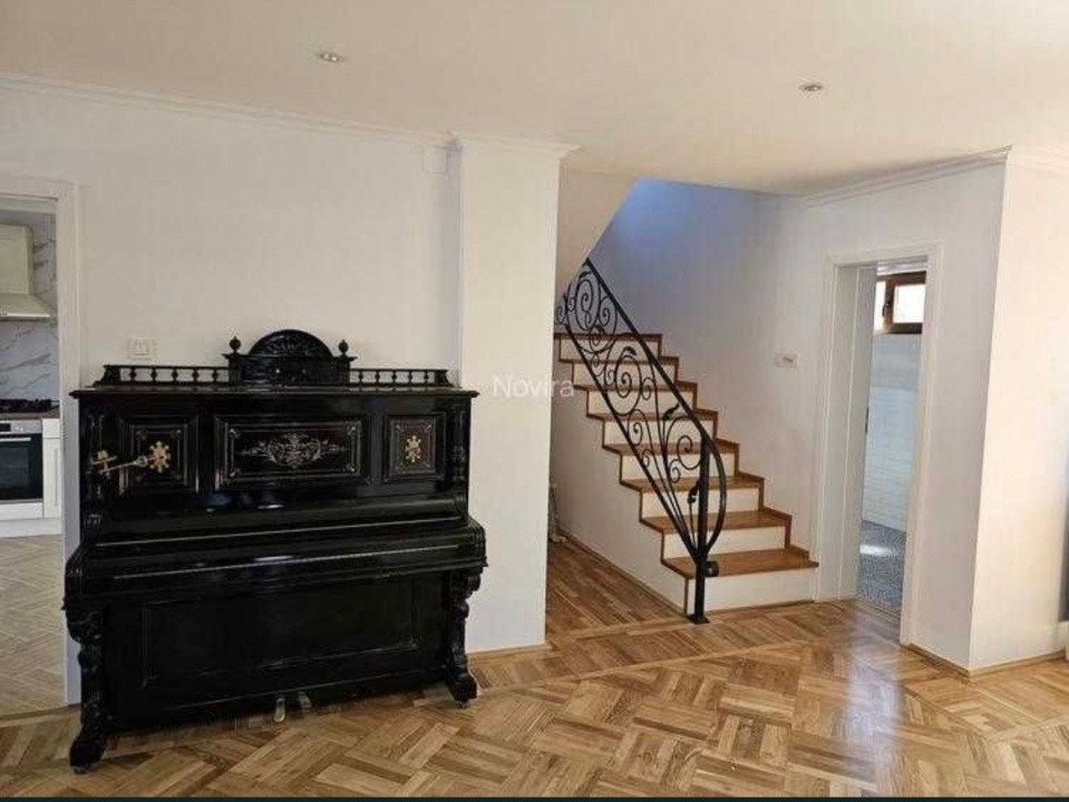 Închiriez vilă spațioasă cu corp secundar – ideal rezidențial sau business