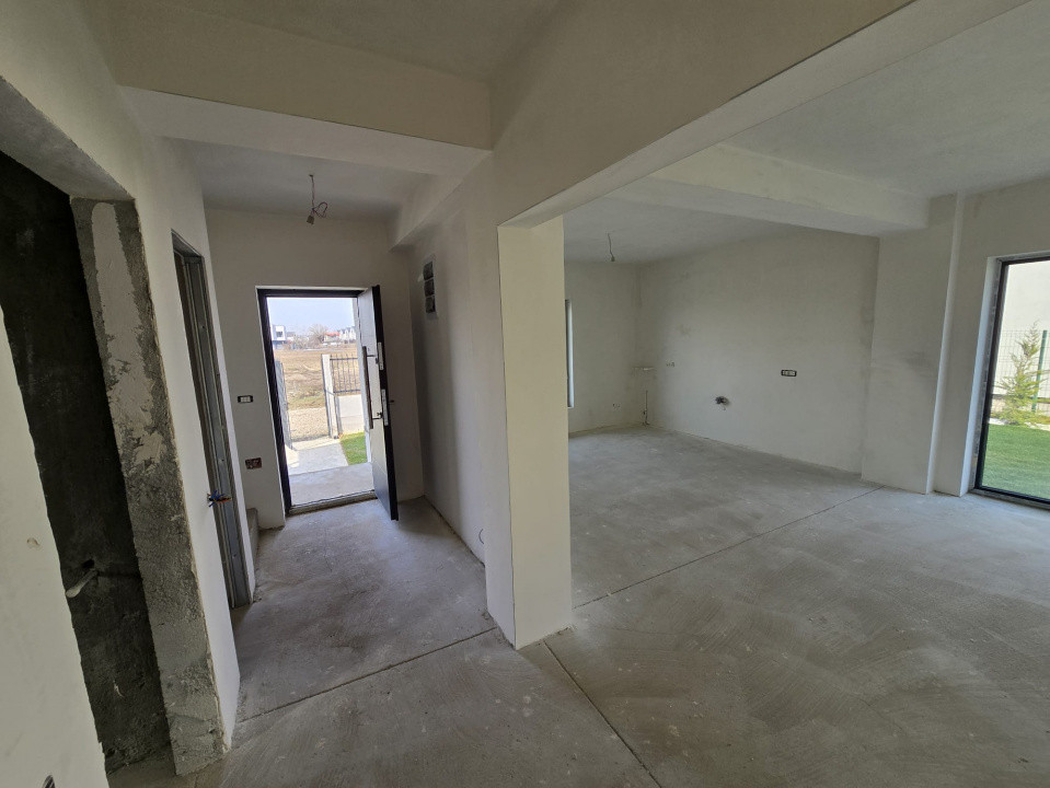 Casa EcoSmart 5 camere Tunari de vanzare 