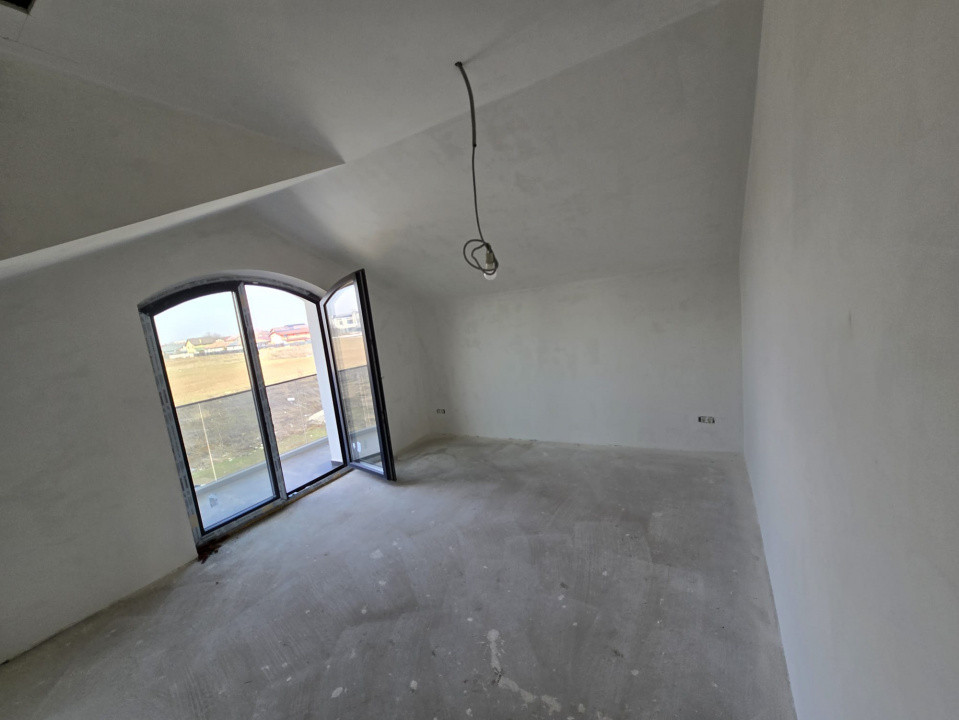 Casa EcoSmart 5 camere Tunari de vanzare 