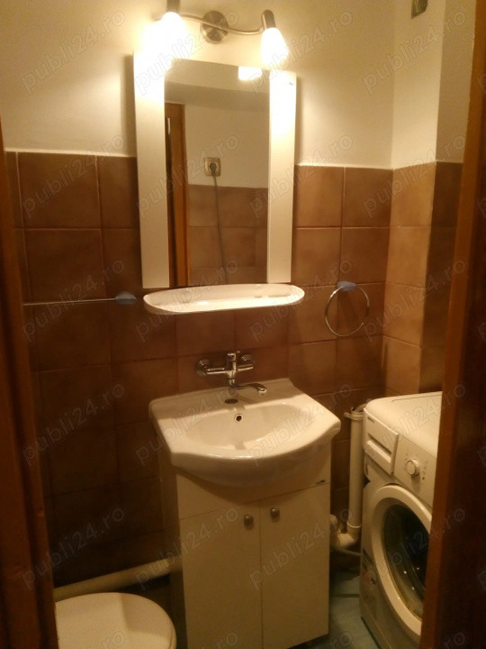 Apartament de 3 camere mobilat modern 