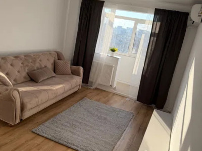 de inchiriat apartament cu 2 camere  in zona Victoriei 