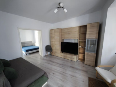 Inchiriere apartament 3 camere, 60 mp, zona Unirii – Alba Iulia