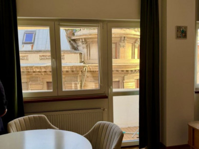 Apartament 3 camere, Universitate, 2 balcoane, 2 bai