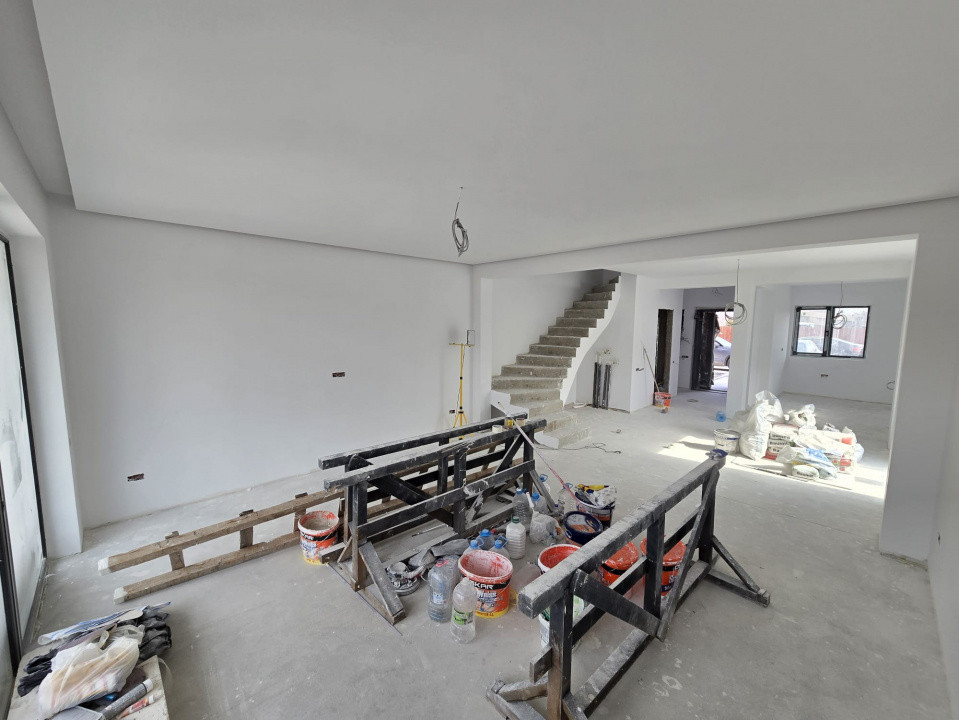 Vila 5 camere tip Duplex deosebit Matei Millo de vanzare