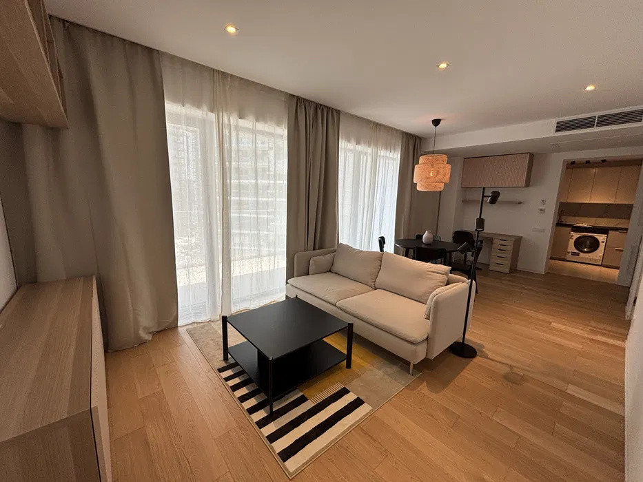 de inchiriat apartament 2 camere in One Lake Club