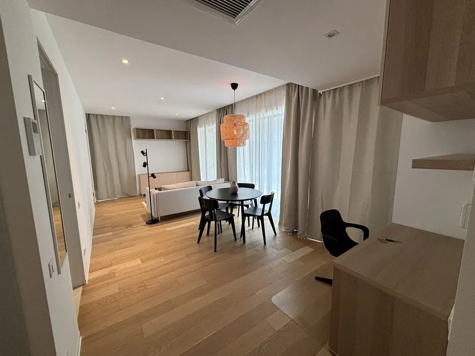 de inchiriat apartament 2 camere in One Lake Club