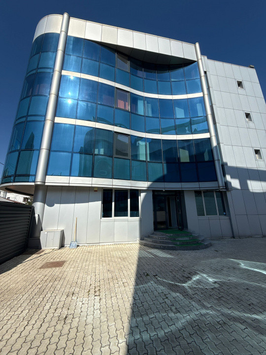 Clădire de birouri modernă de închiriat - Sector 1