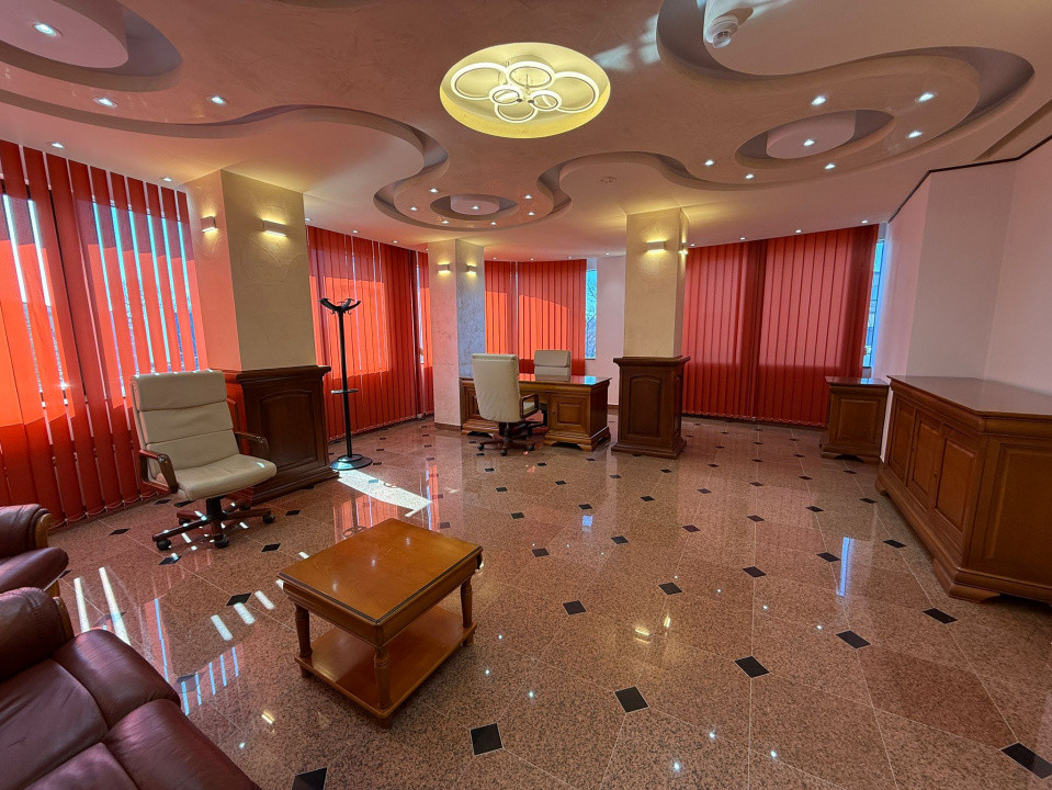 Clădire de birouri modernă de închiriat - Sector 1