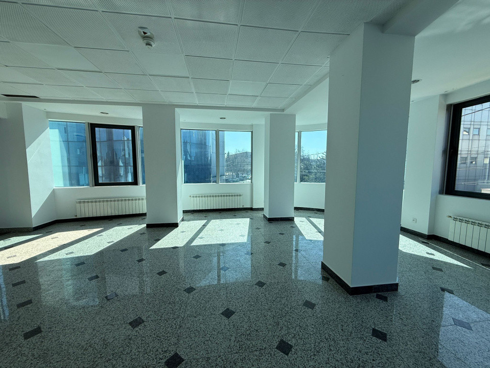 Clădire de birouri modernă de închiriat - Sector 1