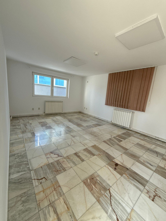 Clădire de birouri modernă de închiriat - Sector 1