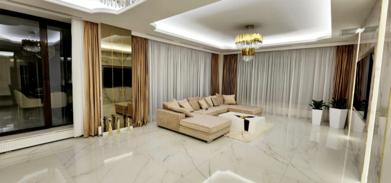 Proprietate Unică Tip Penthouse cu Terasă Impresionantă