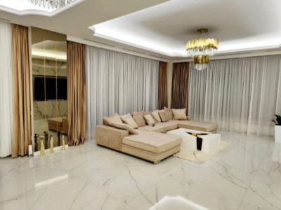 Proprietate Unică Tip Penthouse cu Terasă Impresionantă