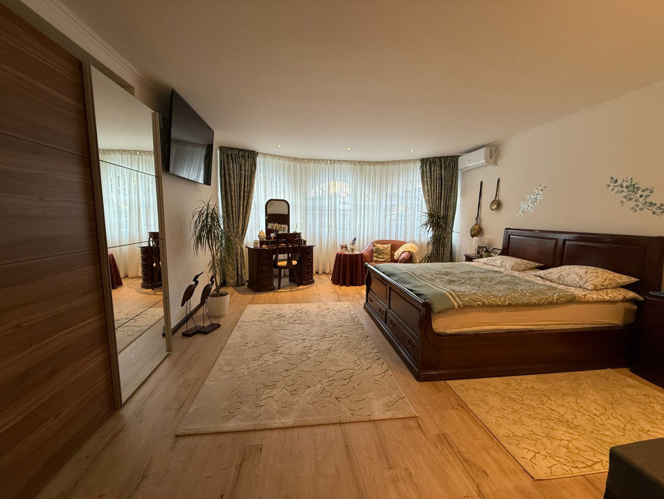 Vilă spațioasă cu piscină, saună și seră – Corbeanca