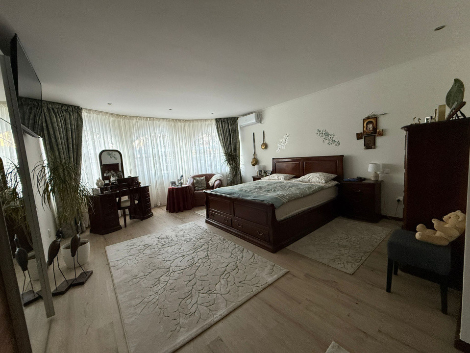 Vilă spațioasă cu piscină, saună și seră – Corbeanca