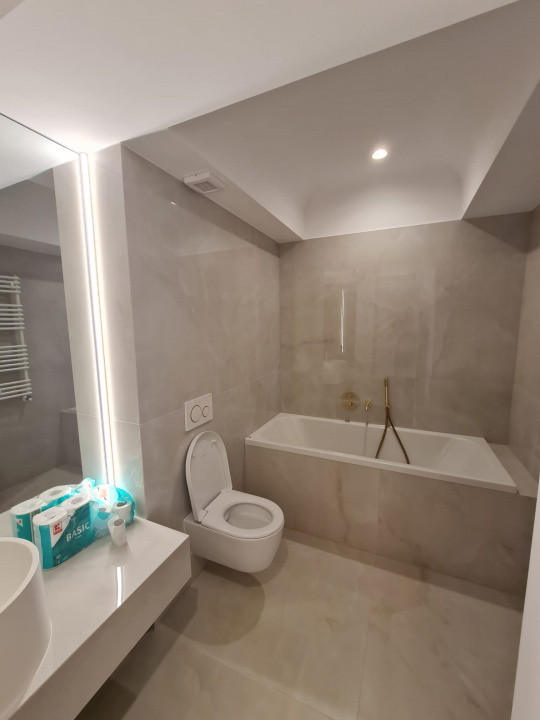 de inchiriat apartament 2 camere in Cortina North