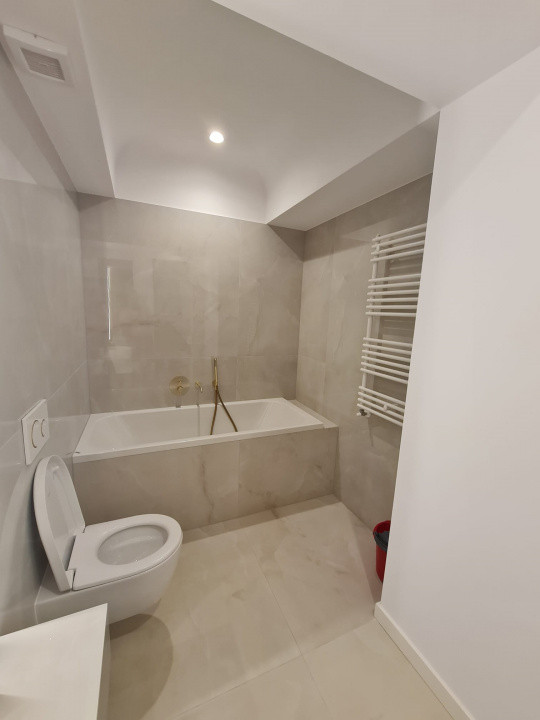 de inchiriat apartament 2 camere in Cortina North