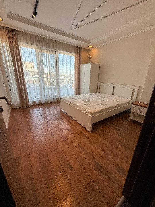 Inchiriere Penthouse 3 camere | 102 mp utili + terasa 74 mp