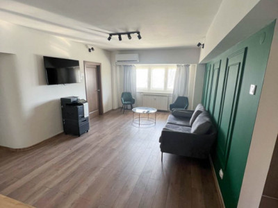 Apartament 4 camere, Unirii, potrivit birou