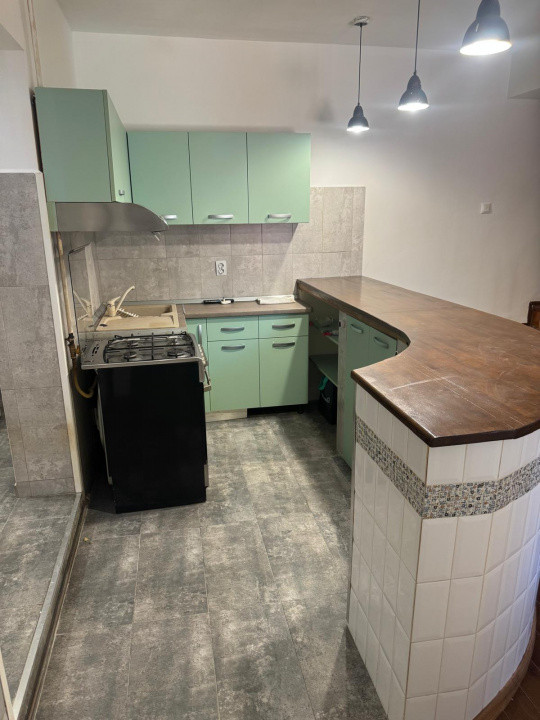 Închiriere vilă 4 camere