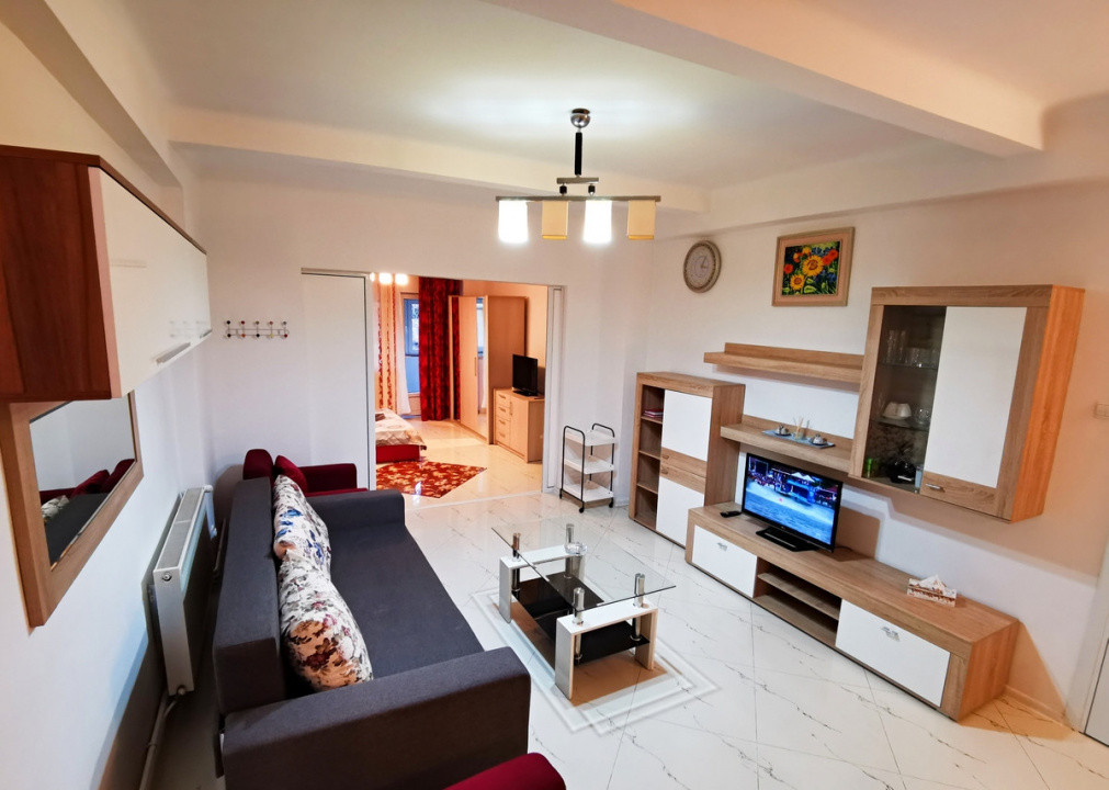 De inchiriat apartament decomandat cu 3 camere  in Dorobanti 