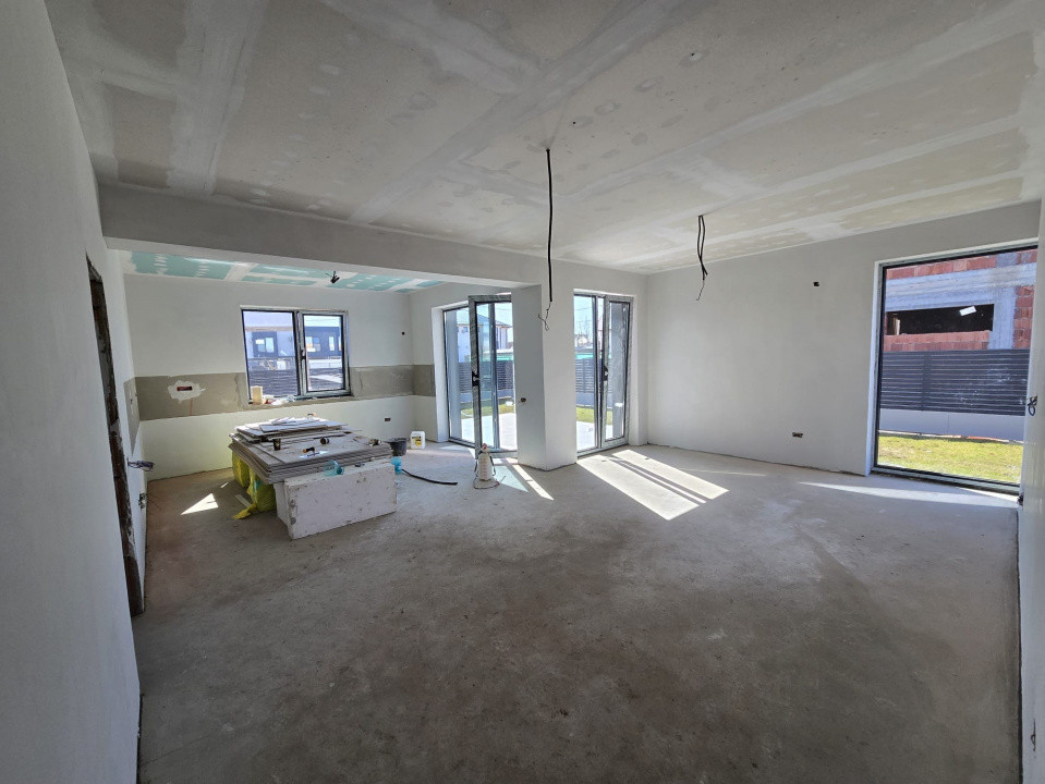 Casa 4 camere Balotesti parter