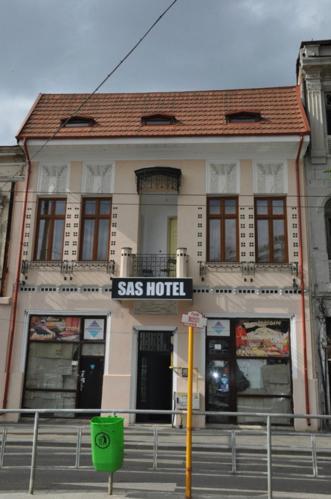 de inchiriat spatiu comercial  cu 2 camere  in Gara de Nord 