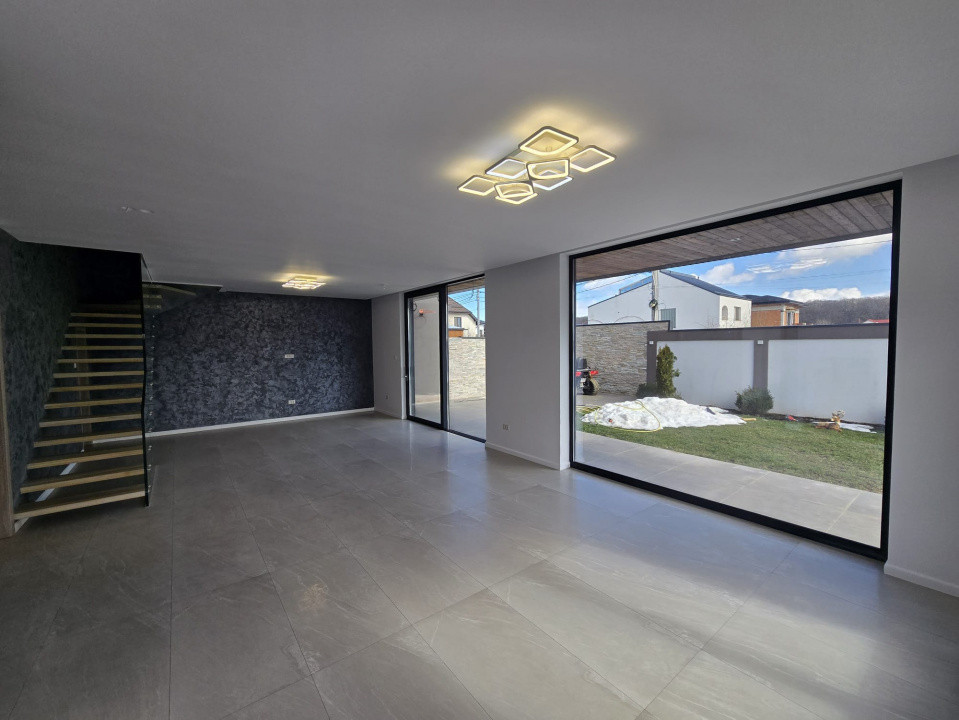 Vila Smart 6 camere Matei Millo de vanzare