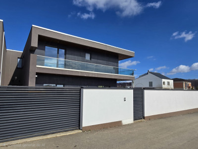 Vila Smart 6 camere Matei Millo de vanzare