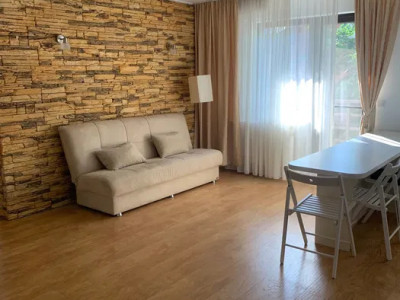 apartament decomandat de inchiriat cu 3 camere  in zona  Mihai Bravu 