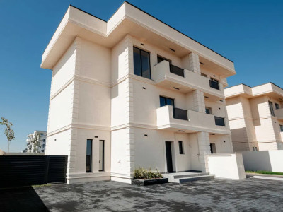 Casă Duplex de Vânzare Dobroești P+2
