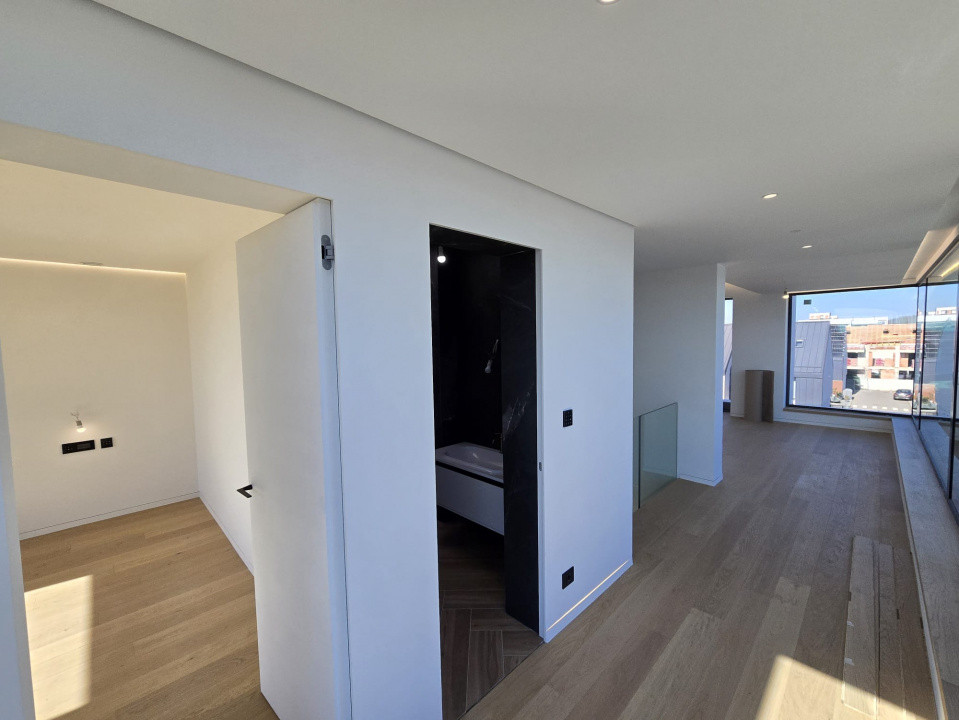 Vila Smart 4 camere deosebita Matei Millo de vanzare