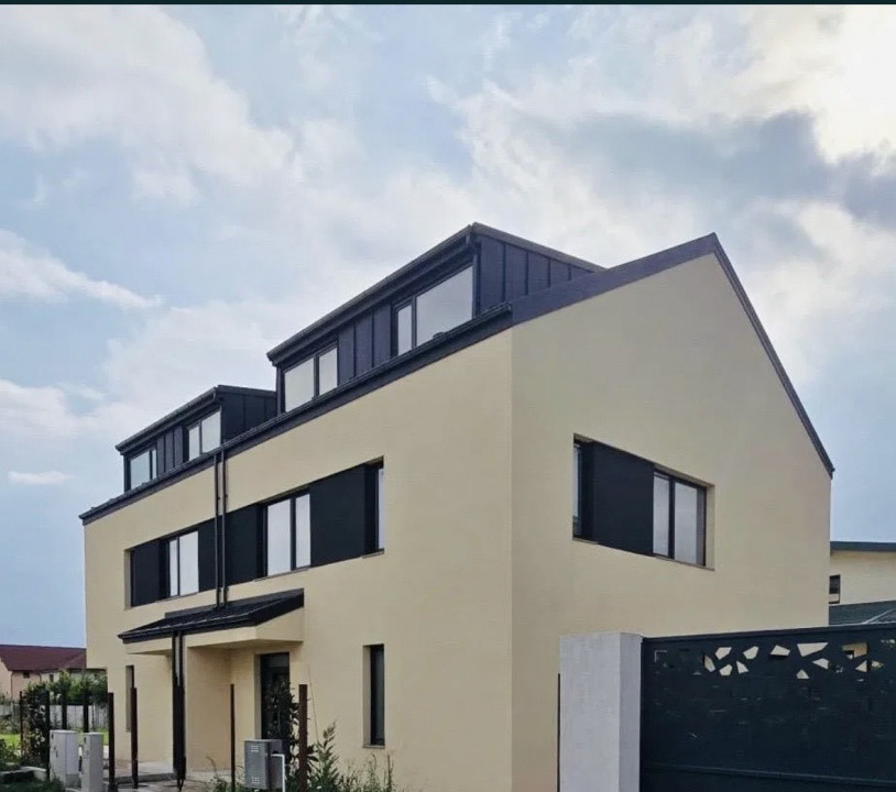 Vila lux tip duplex 5 camere Otopeni de vanzare