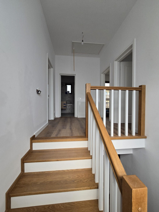 Vila 4 camere Tunari cartierul scriitorilor De vanzare