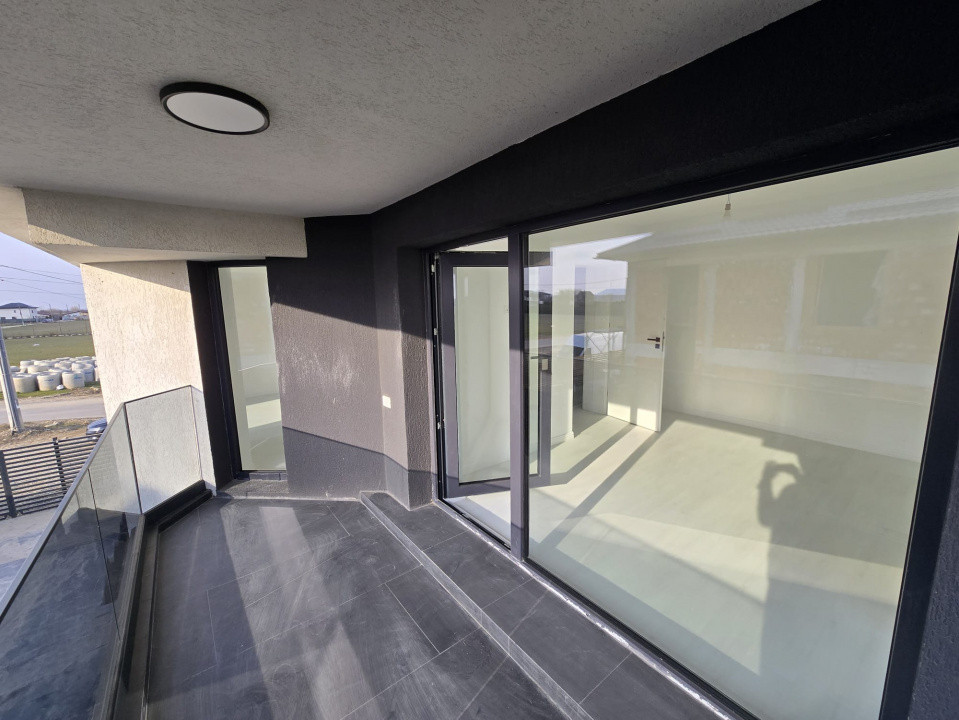 Vila 4 camere Tunari de vanzare