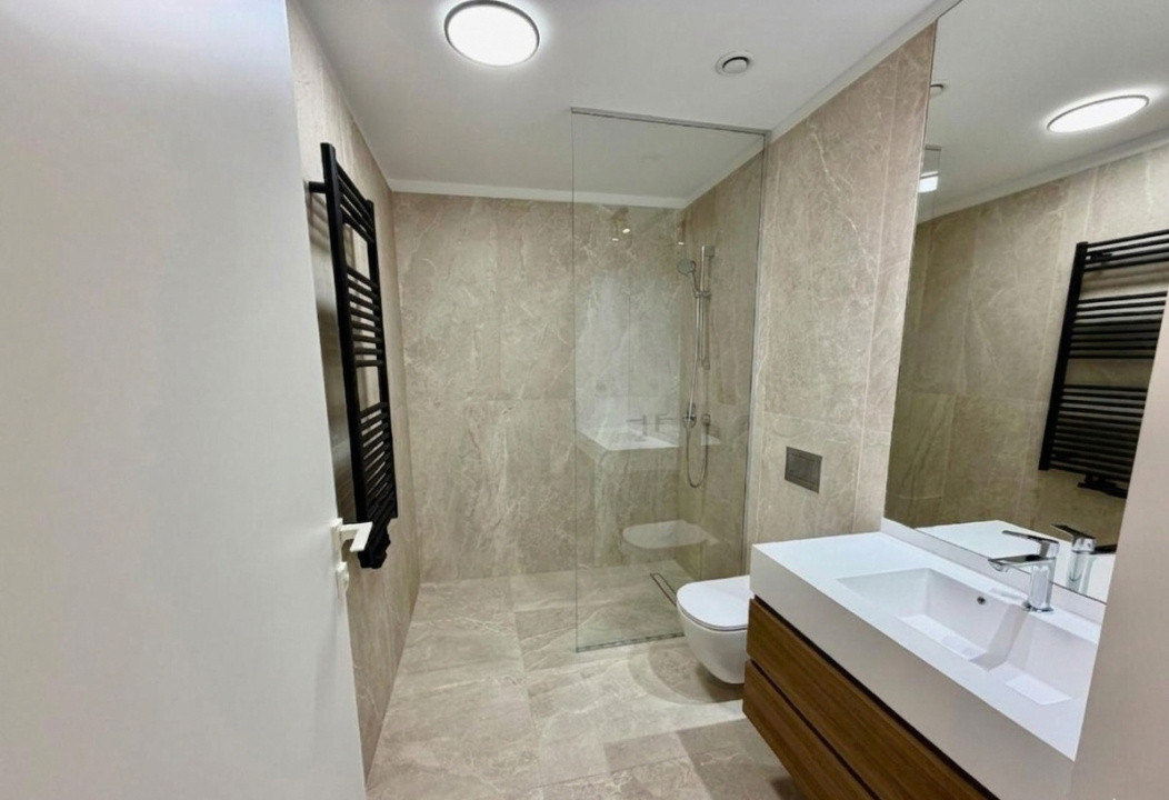 2 camere tip studio, One Lake Club, prima inchiriere