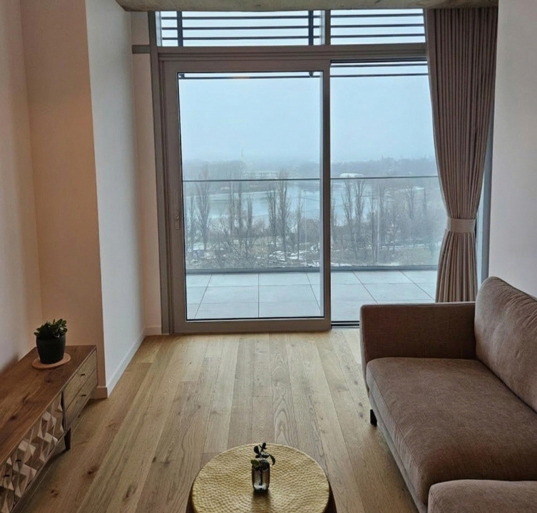 2 camere UpSite, vedere lac, parcare + boxa