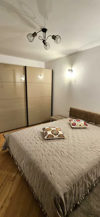 apartament de inchiriat cu 2 camere in City Point Aviatiei