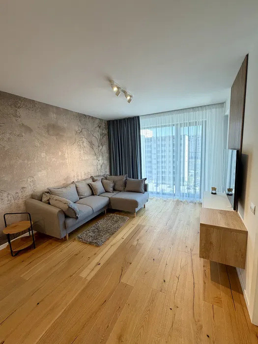 apartament de inchiriat cu 2 camere in City Point Aviatiei