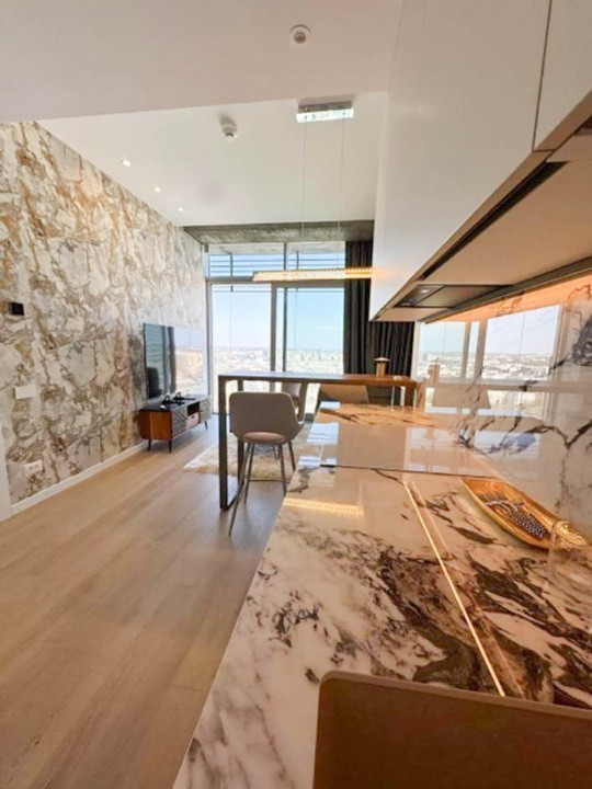 2 camere UpSite, etaj 18, vedere panoramica, parcare