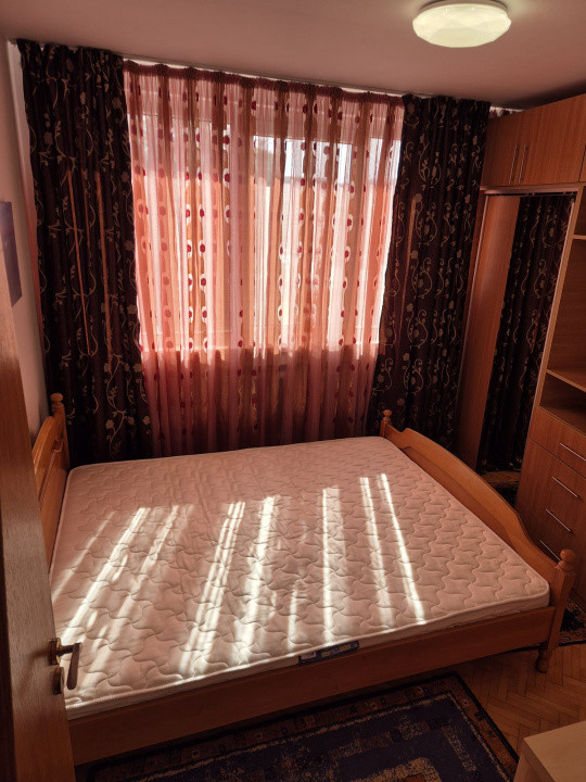Apartament 3 camere,zonă -Gara de Nord