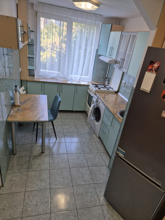 Apartament 3 camere,zonă -Gara de Nord