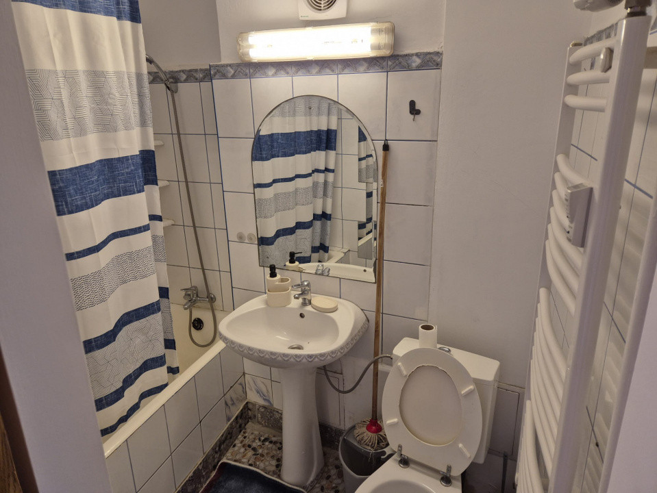 Apartament 3 camere,zonă -Gara de Nord