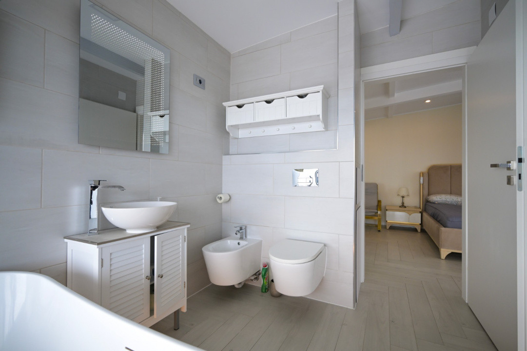 Penthouse spectaculos cu terasa, sala, sauna in interior