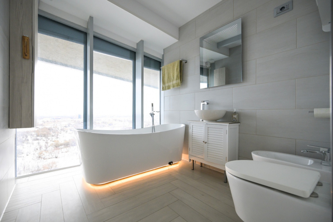 Penthouse spectaculos cu terasa, sala, sauna in interior