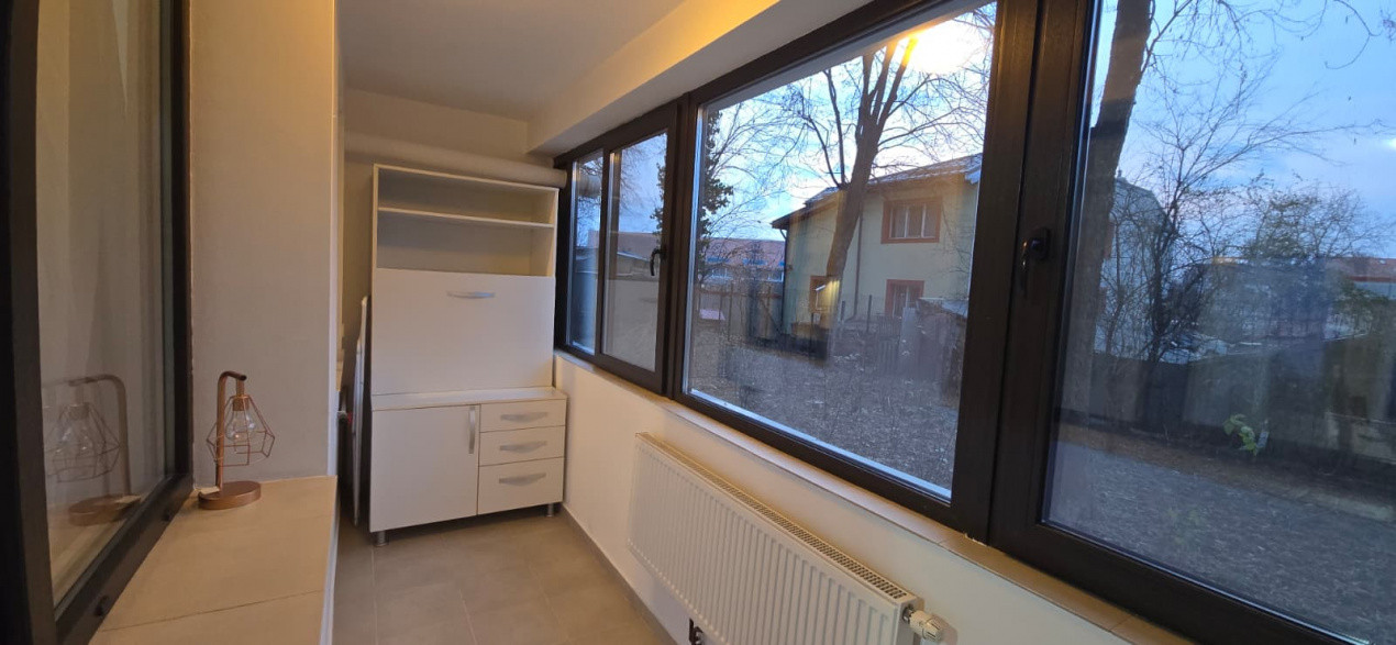 Apartament 2 camere - parter, zonă liniștită + parcare