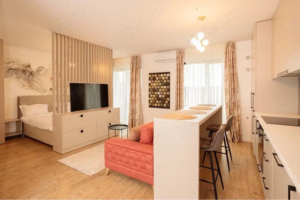 Studio Pipera cu gradina in complex cu promenada