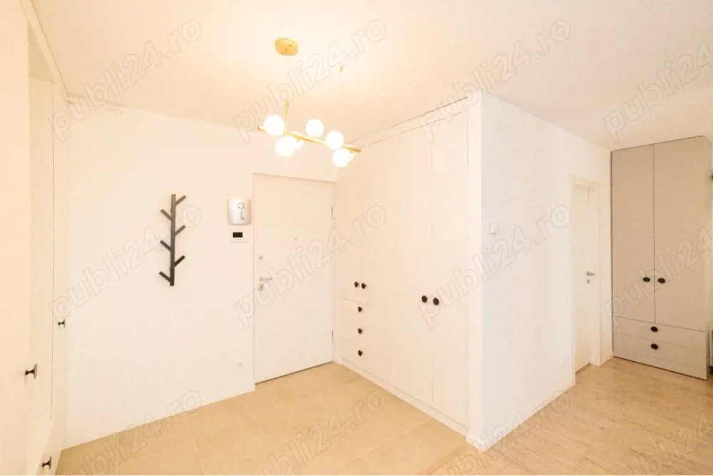 Studio Pipera cu gradina in complex cu promenada