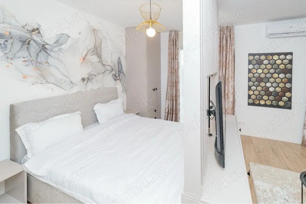 Studio Pipera cu gradina in complex cu promenada